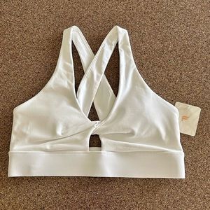 NWT - Fabletics - Oasis Twist Sports Bra - White - M